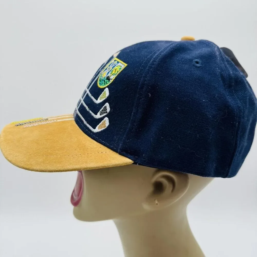 The Unbranded Brand vintage st
